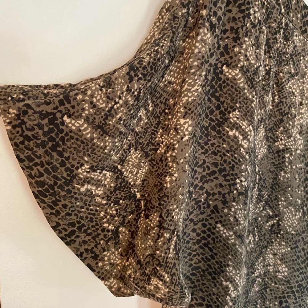 Joie • 100% Silk Shift Dress - Picture 10 of 10